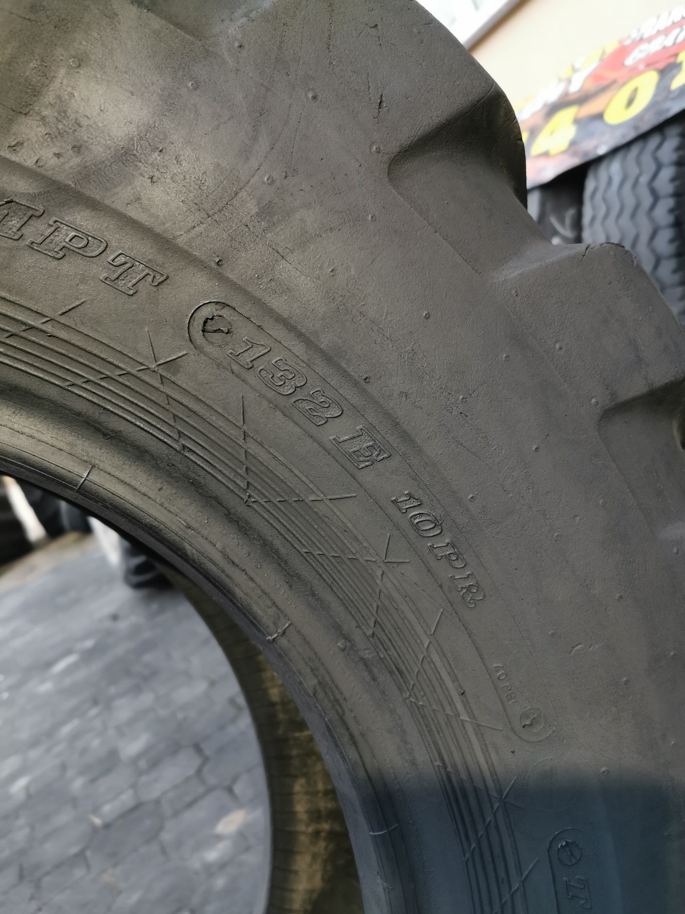 Opona 14.5-20 ( 14.5 R20 ) 132E 10PR. DUNLOP E91 #
