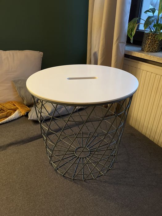 Stolik kawowy okragły kosz