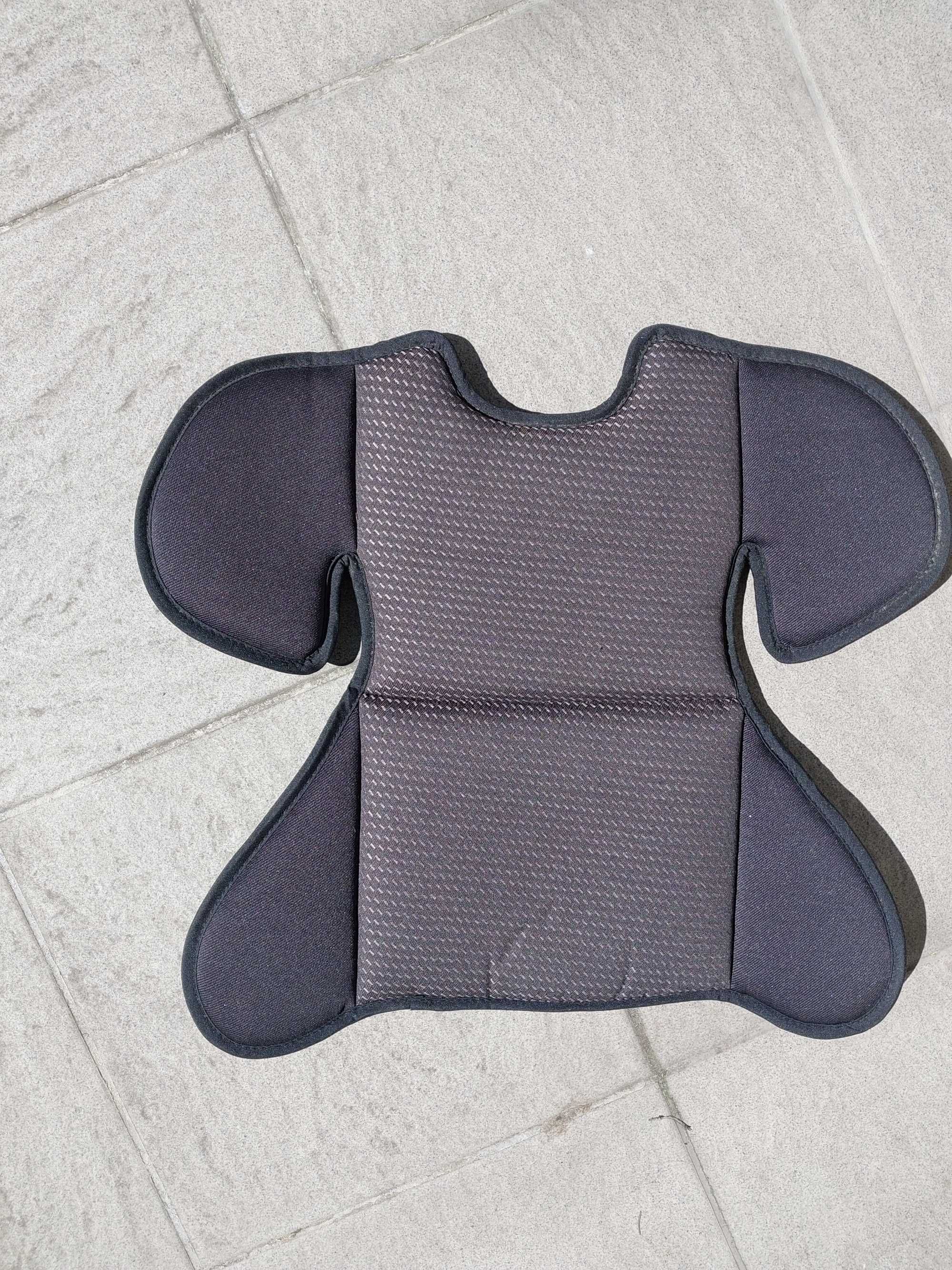 Fotelik samochodowy BeSafe Izi Combi X4 Isofix do 18 kg