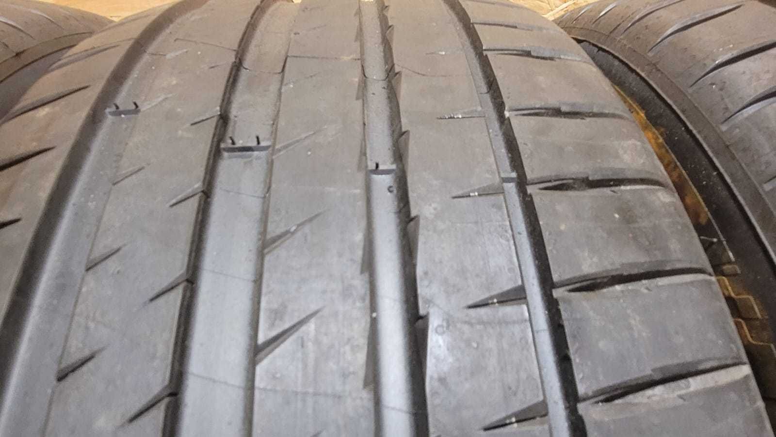 Opony letnie 255/45/19 Michelin Pilot Sport 4 AO 104Y