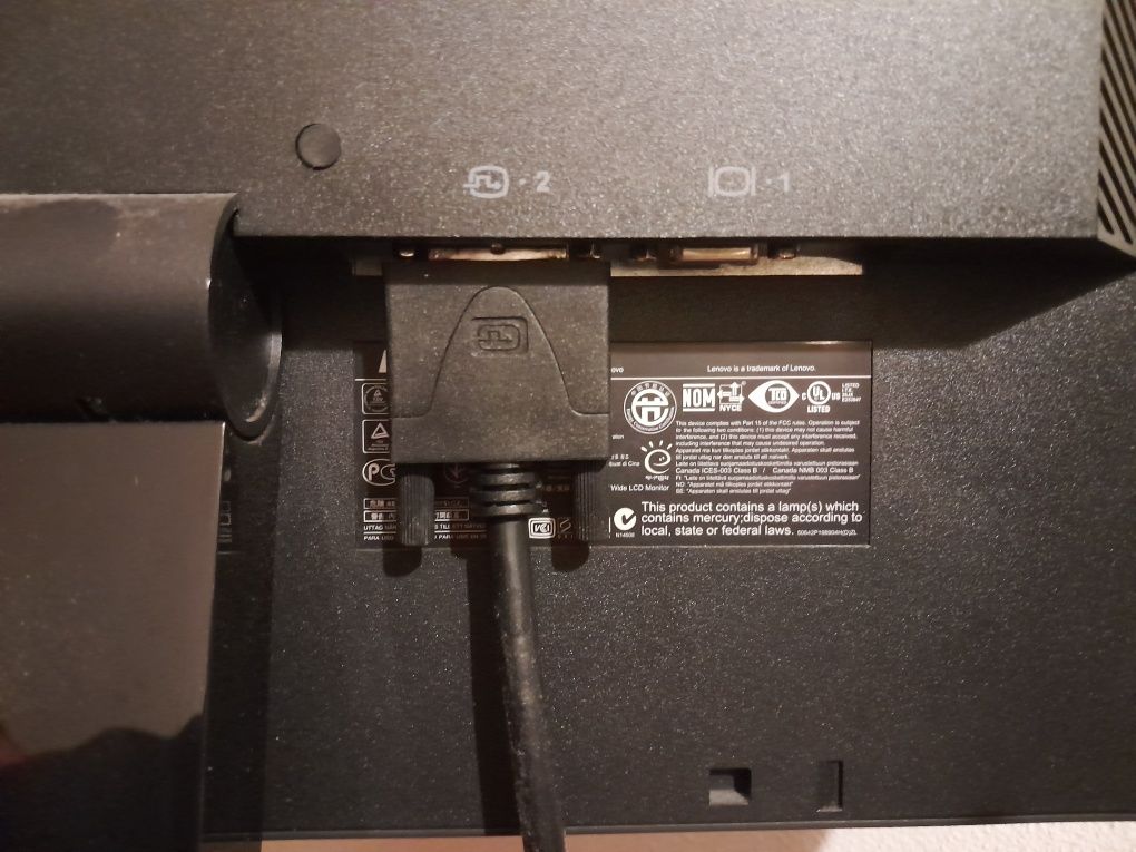 Monitor Lenovo Thinkvision 19''