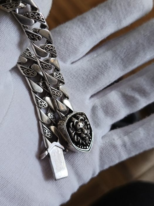 Pulseira em aço inoxidável de alta qualidade Lions Head 21 cm