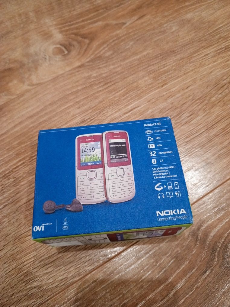 Pudełko po telefonie Nokia C1-01