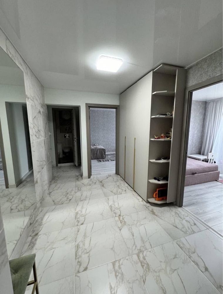 Продаж 3 км. квартири, вул. Пирогова, 65кв.м.