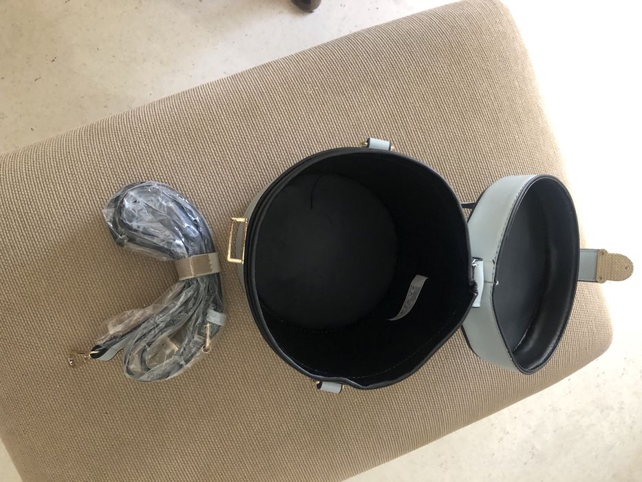 Mala de senhora redonda