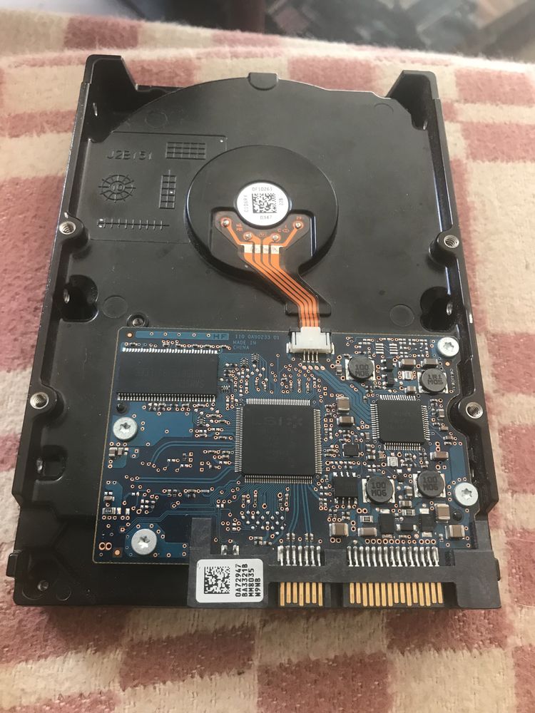 Жорсткий диск Hitachi 1 TB , hdd