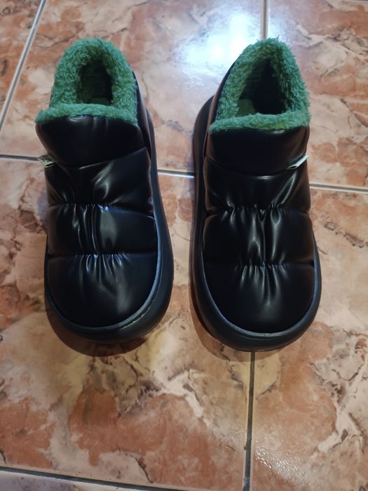 Дутики короткие зимние.