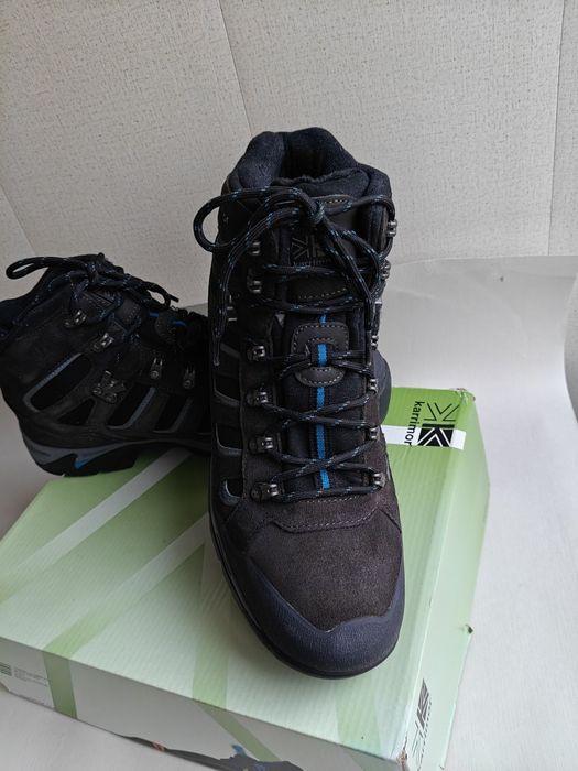 Чоловічі зимові трекингові черевики Karrimor 45 розмір

Bodmin Winter