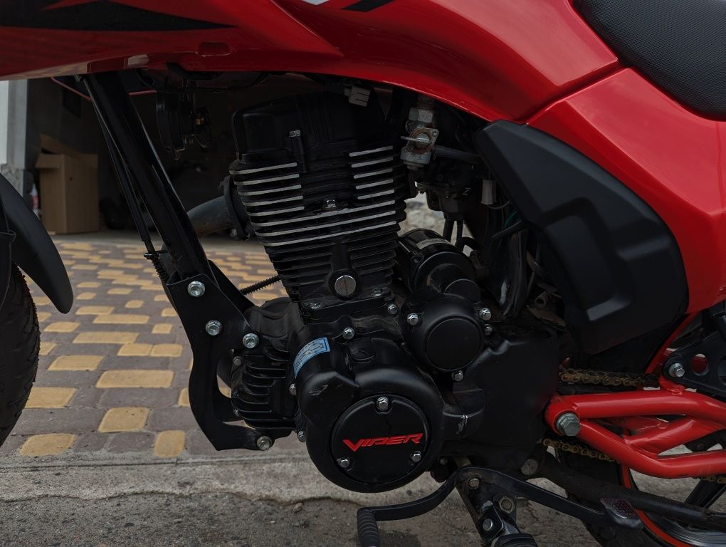 Мотоцикл viper v200p