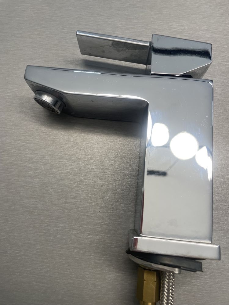 Bateria umywalkowa  GROHE SAIL CUBE
