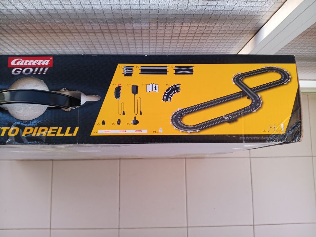 Pista de carros Pirelli
