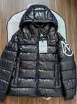 Casaco moncler novo