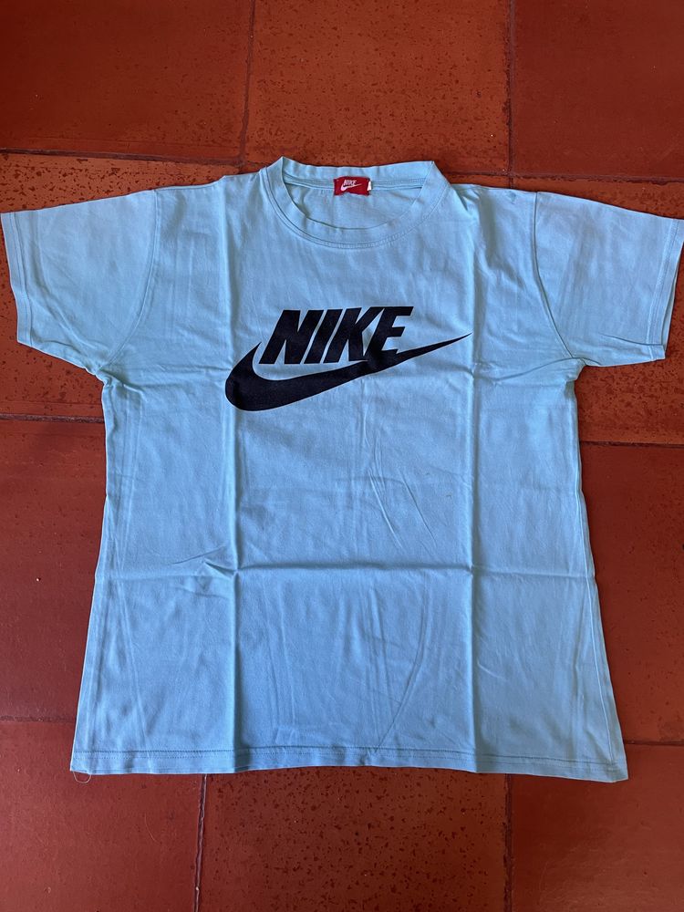 T-shirt azul Nike