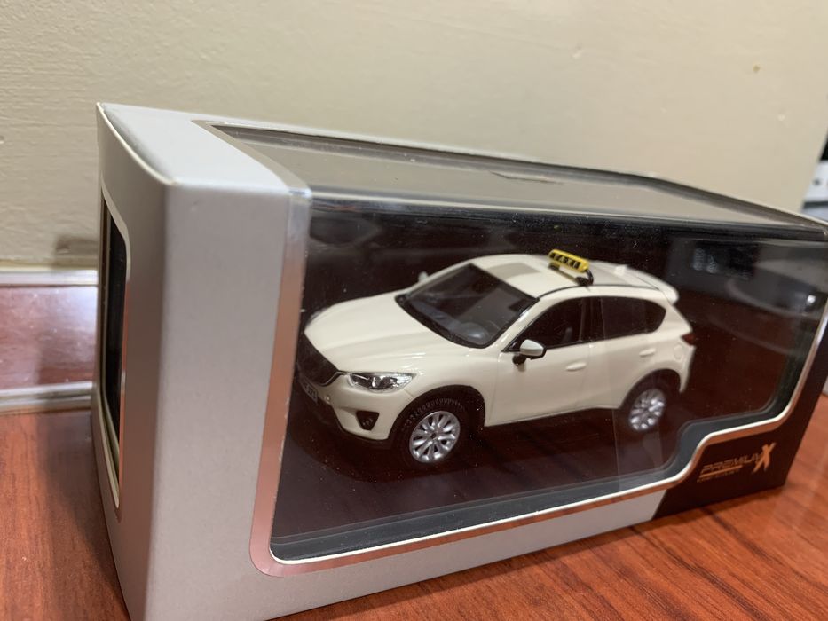 1:43 колекційні моделі Premium X  • STUTZ • JAGUAR • MAZDA •