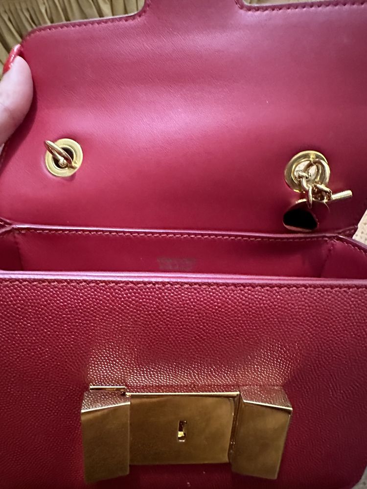 TOM FORD  сумка с золотистой фурнитуро