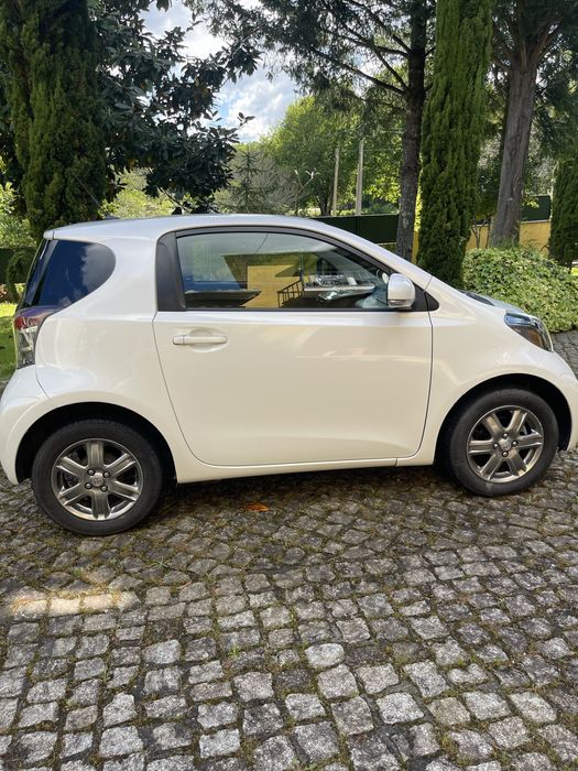 Toyota IQ2 1.0 VVTI Caixa Automática