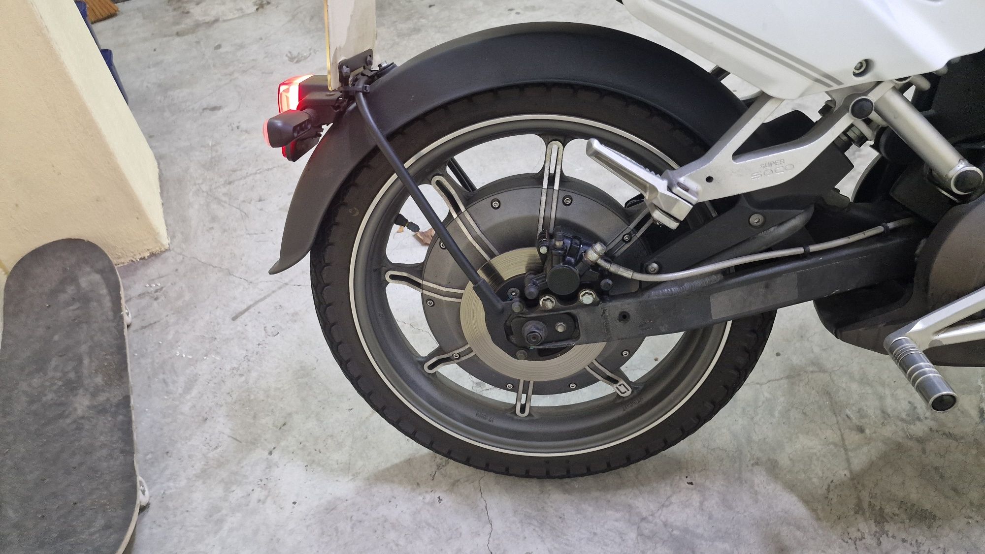 Super soco TC como nova