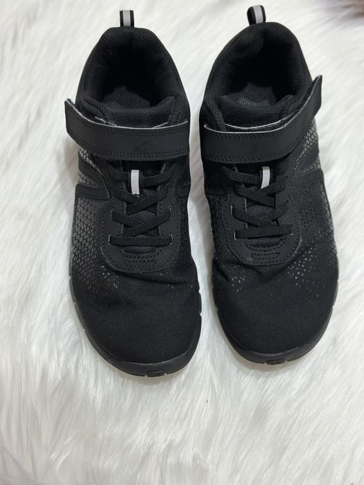 Оригінальні водовідштовхуючі кросівки new feel 37 розмір (23.5 см)