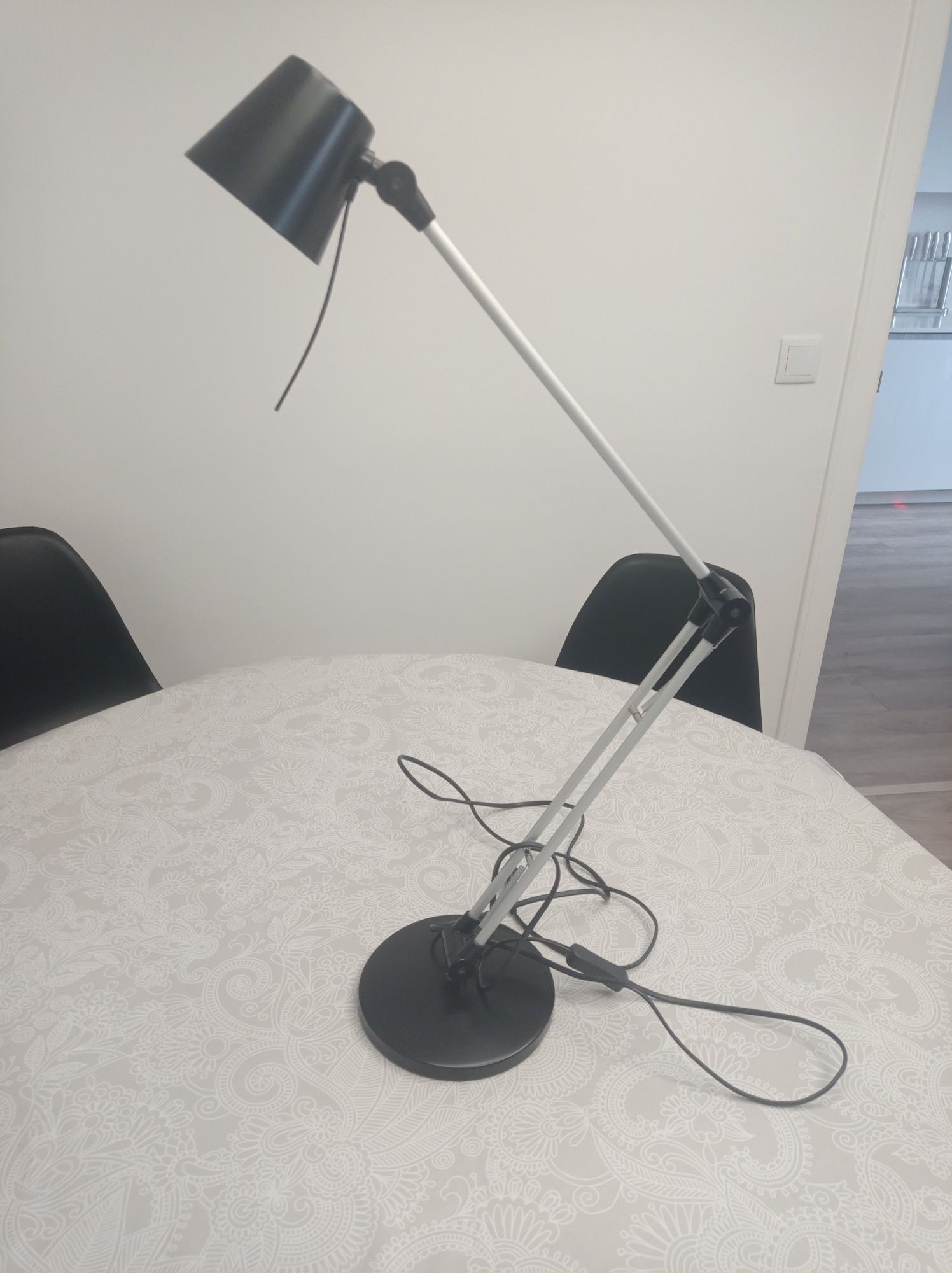 Candeeiro de mesa