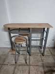 Mesa alta de cozinha + 2 bancos