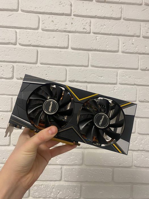 Відеокарта Amd radeon rx 5600 xt