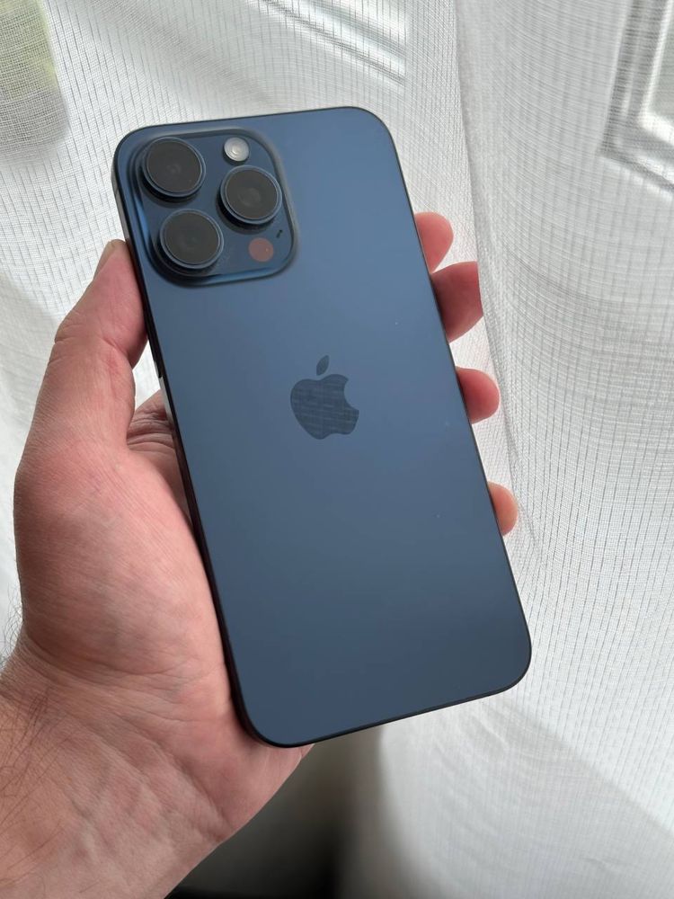 Продам IPhone 15 PRO  Max 256 Neverlock