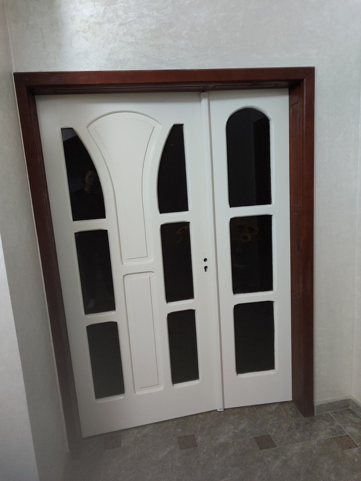 Двері дерев'яні білі