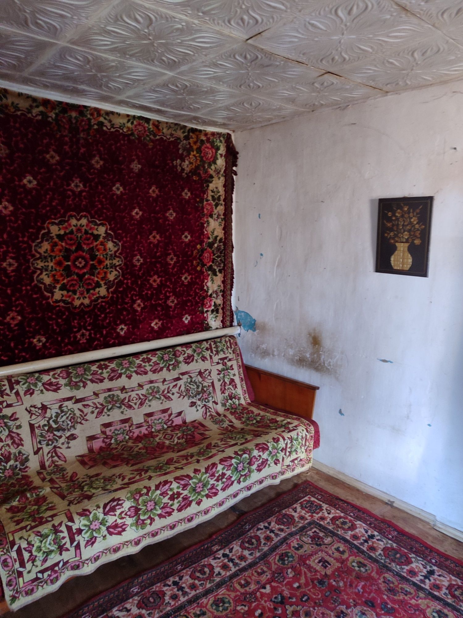 Продам хату  ,до центру 10-15 хв.
