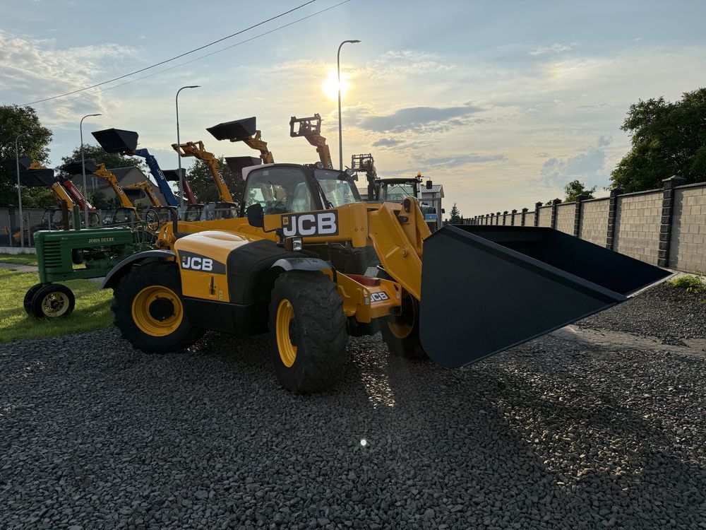 JCB 531-70 AGRI Super 2011р TR2