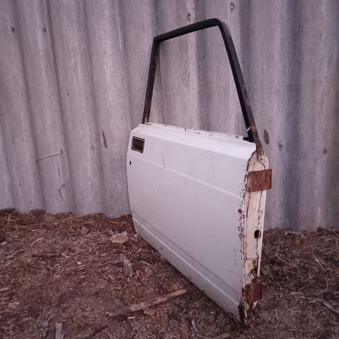 Двері передні ВАЗ 2107