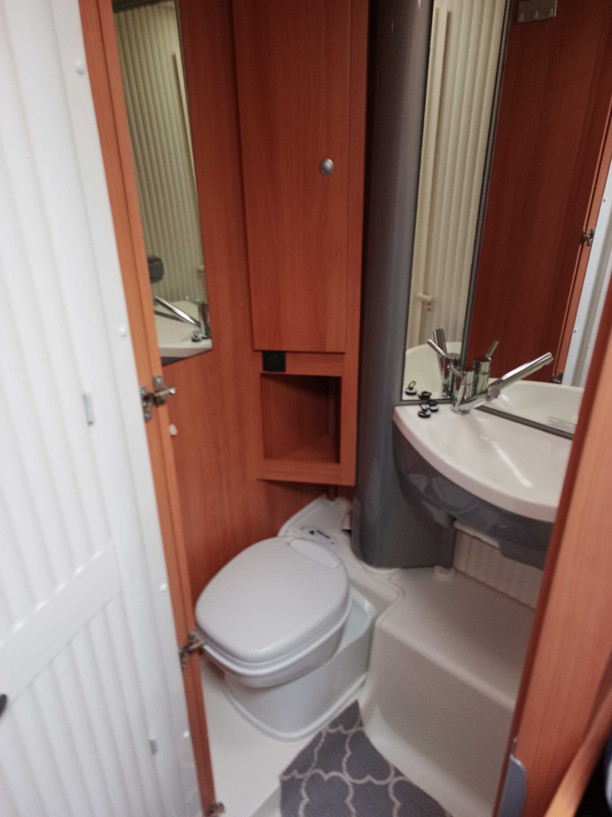 Wynajem kamper Fiat Ducato 6 - osobowy