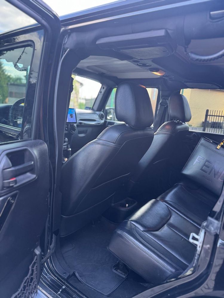Jeep Wrangler Unlimited Altitude 3.6 V6l Automat 4x4/ Lift/Hardrtop