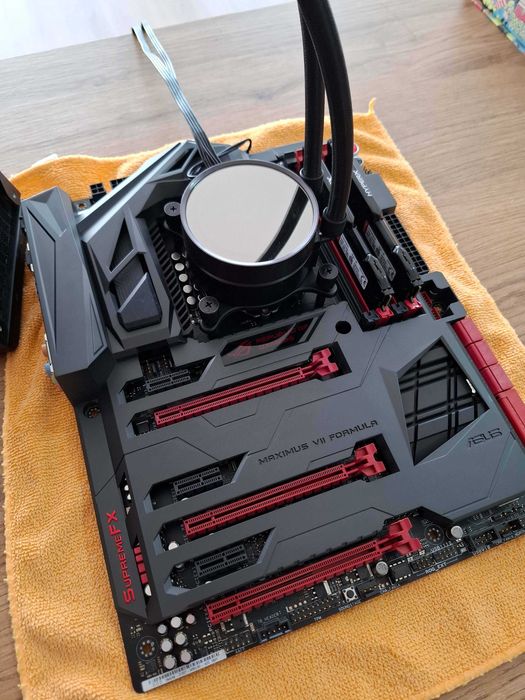 Motherboard Asus + CPU + Memorias DDR3 + Placa gráfica