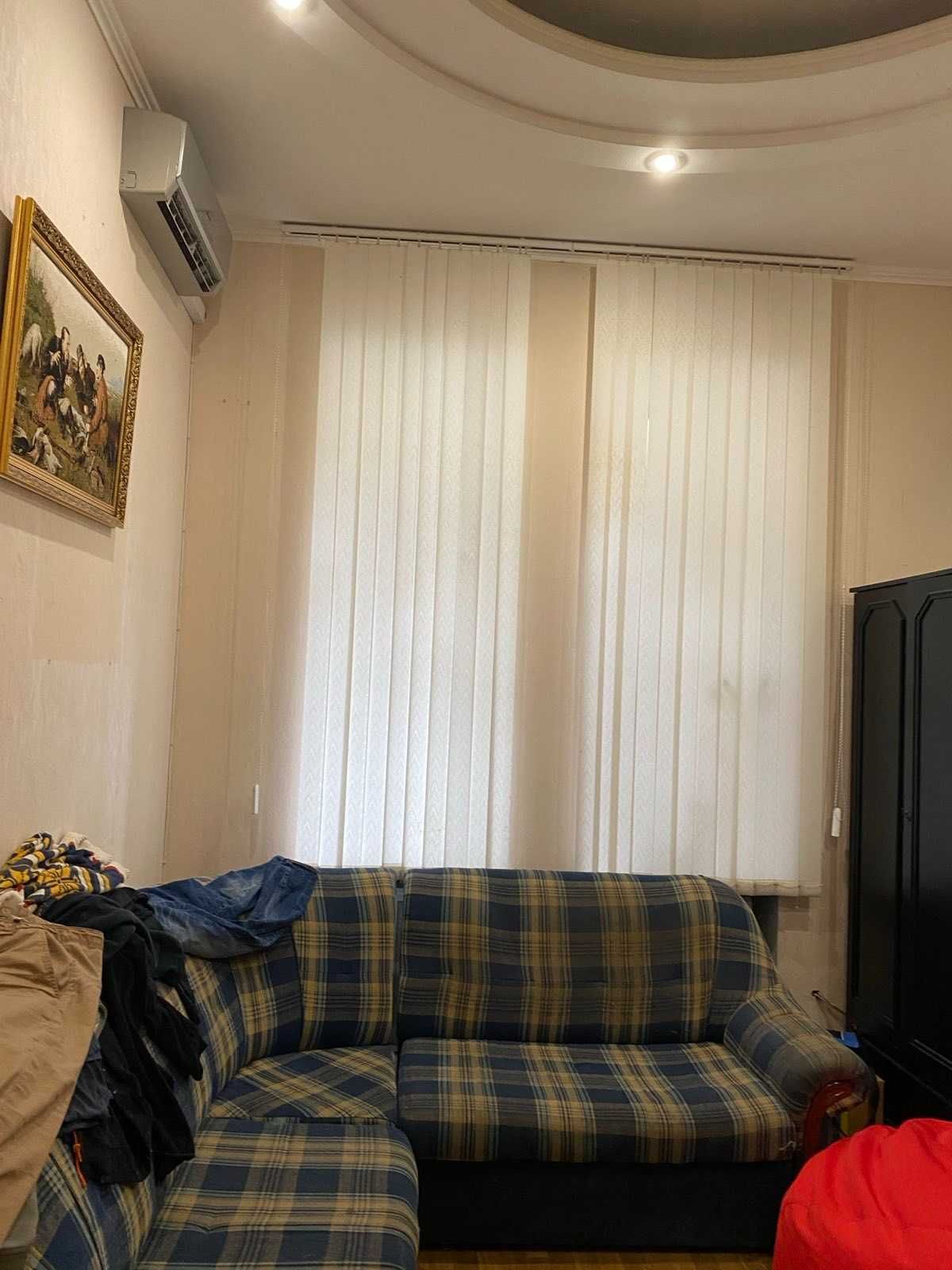 Гоголівська, 41б, продаж 4х кімн. кв. в Центрі, Без%