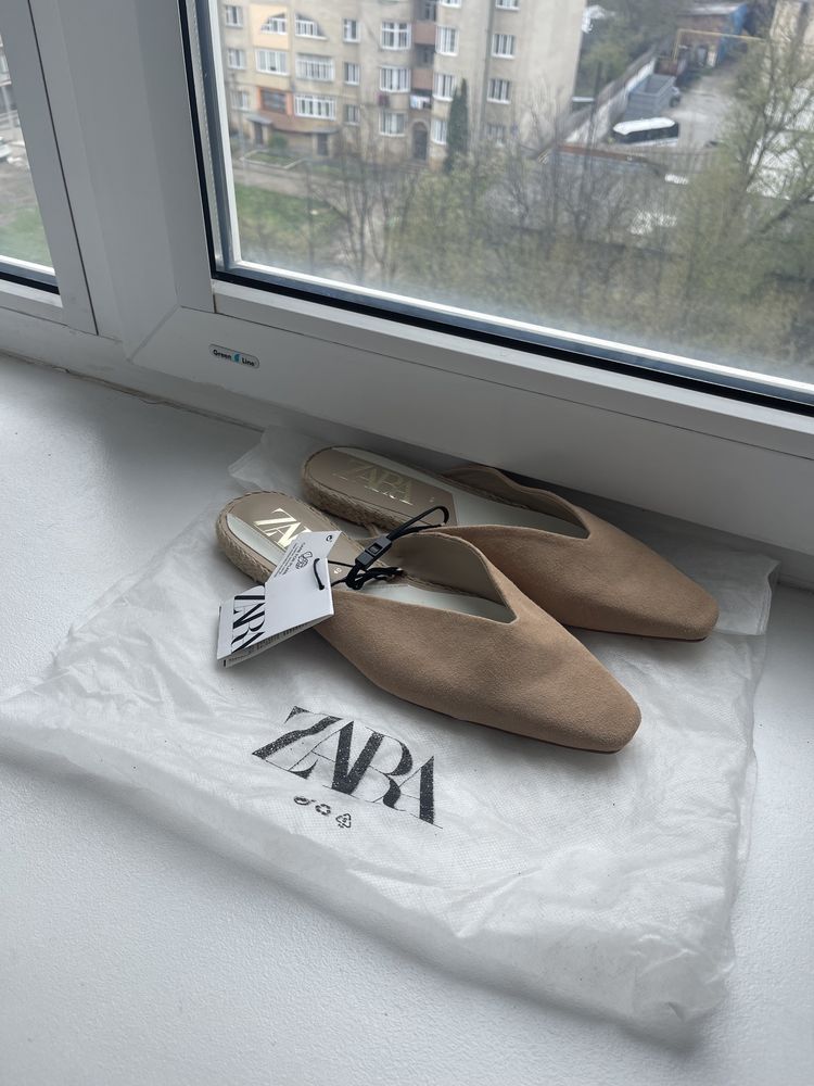 Шкіряні туфлі мюли zara розмір 40