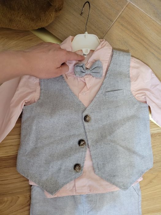 Дитячий костюм розмір 98