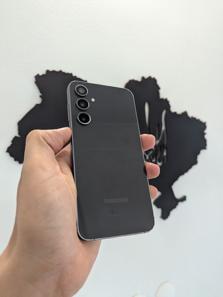 Samsung s23 Fe 128gb. Neverlock