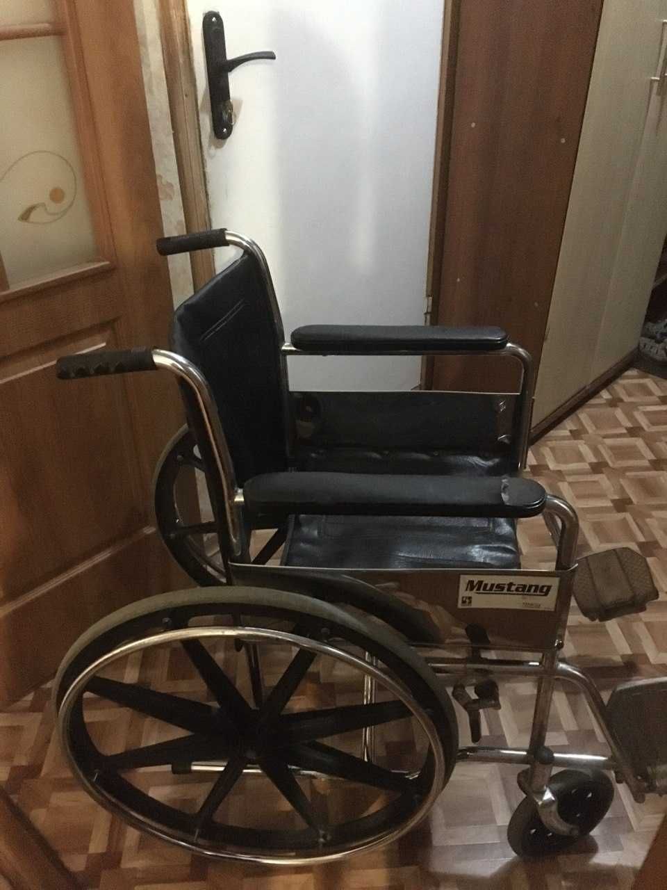 Продам коляску инвалидную