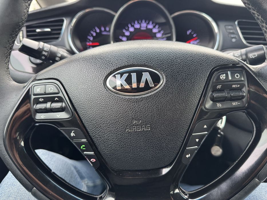 Kia Ceed JD SW 1.6 CRDi
