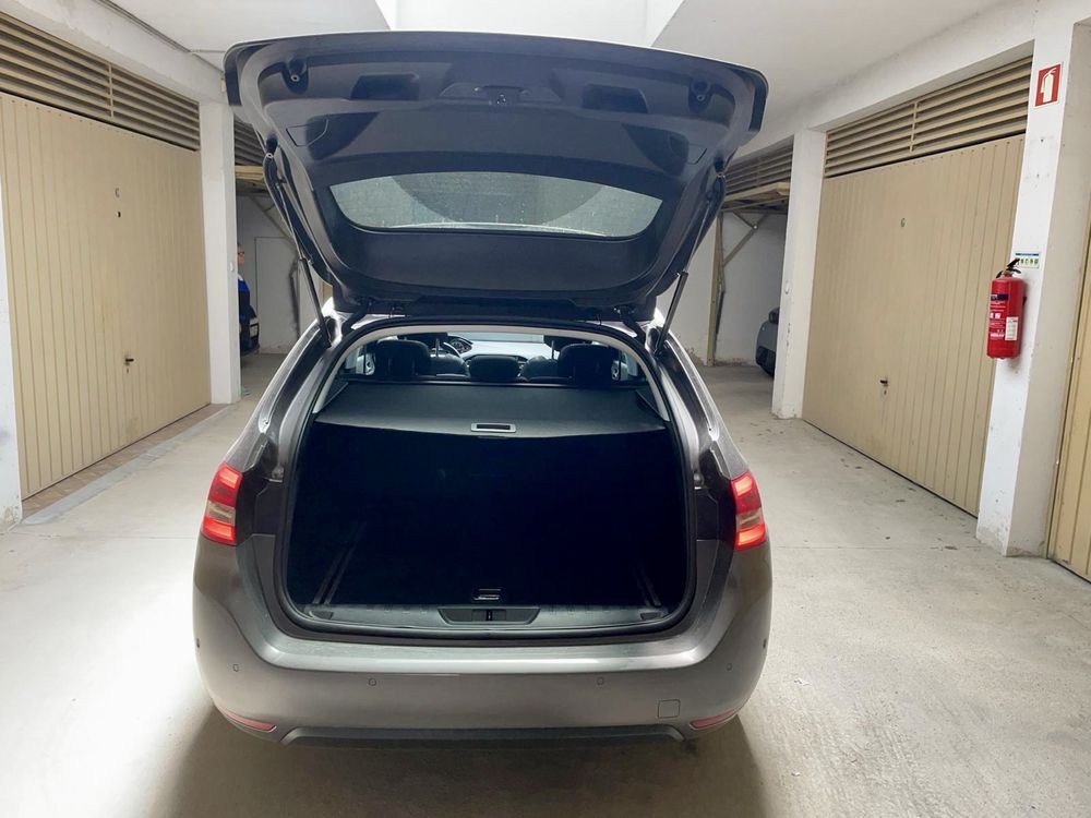 Peugeot 308 - Excelente Estado