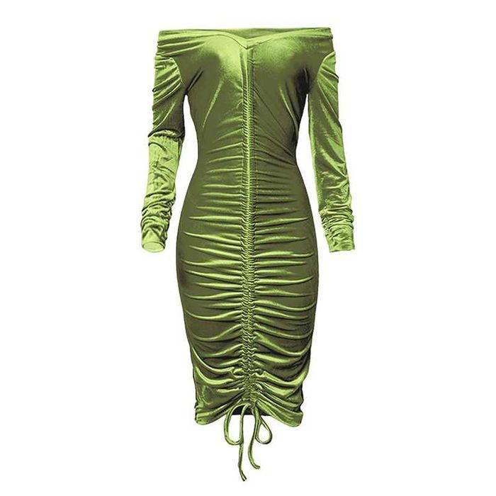 Zielona aksamitna sukienka midi z długim rękawem