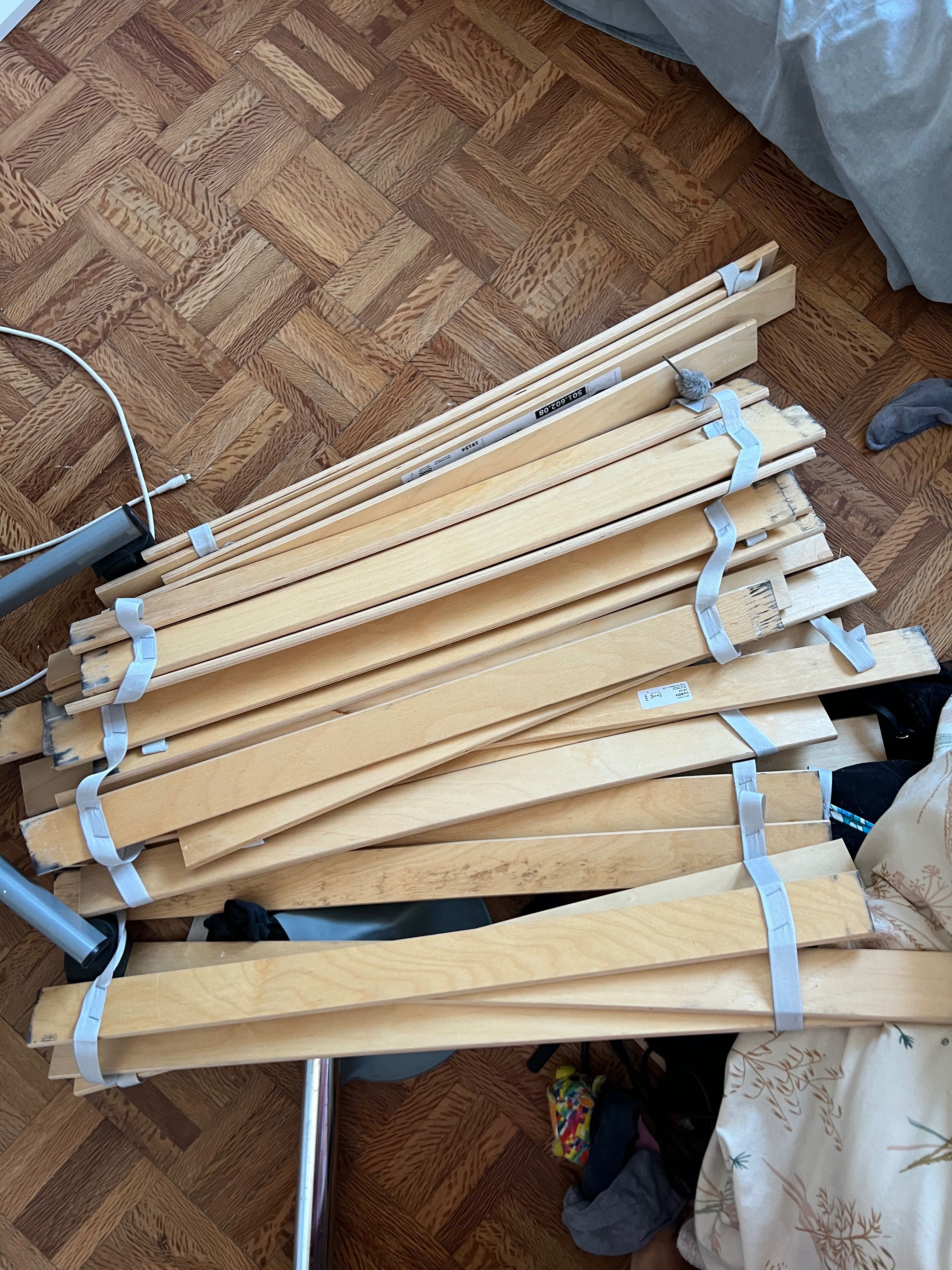 Cama IKEA de casal