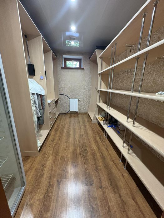 Окремий будинок район Епіцентру