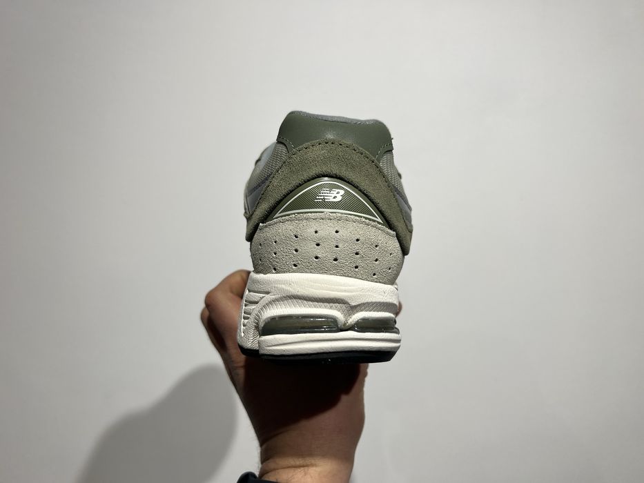 Кросівки чоловічі New Balance 2002 U2002RCA ориігнал