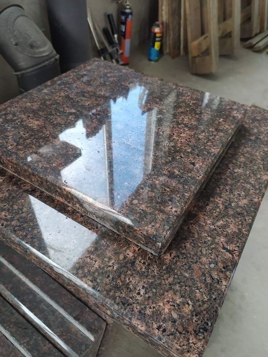 Вироби з Граніту різних форм. Та кольорів