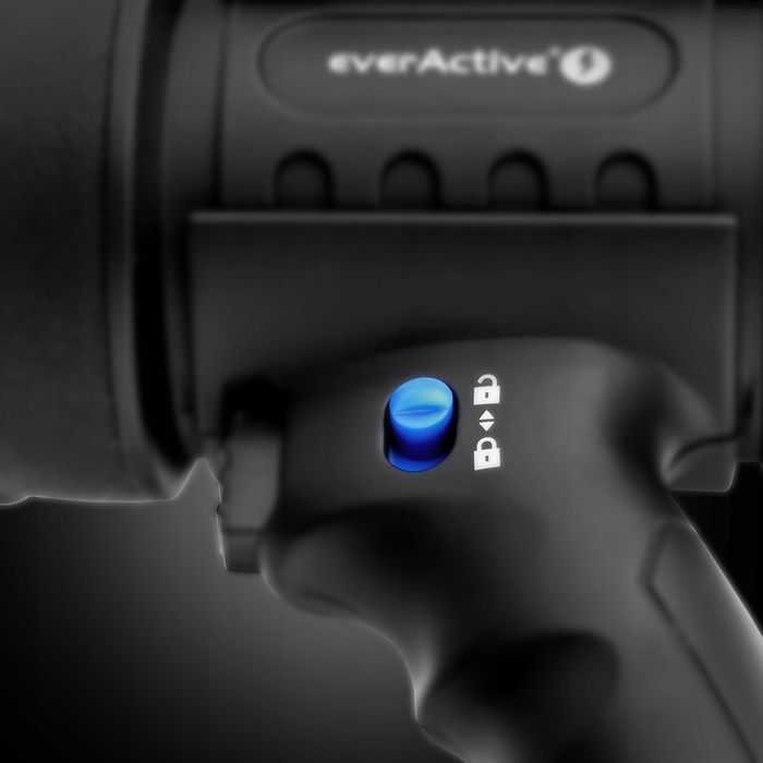 Latarka reflektor i szperacz Everactive 500 lm LED