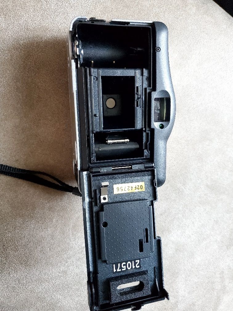 Продам фотоапарат Bell & Howell BF 905 Big Finder