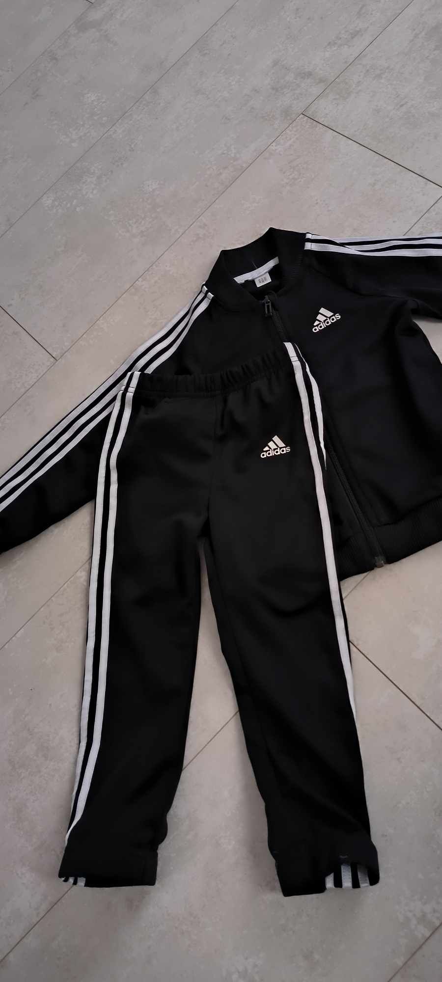 Dres chłopięcy Adidas