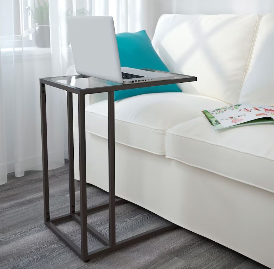 Stolik pod laptopa ikea