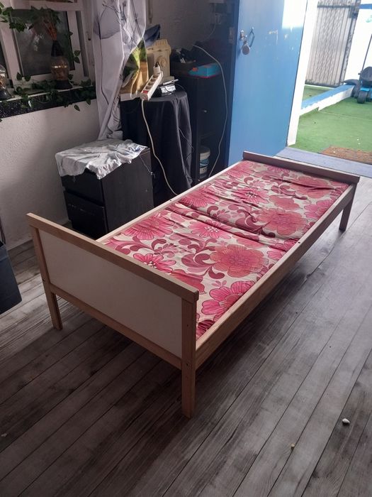 Vendo cama de criança